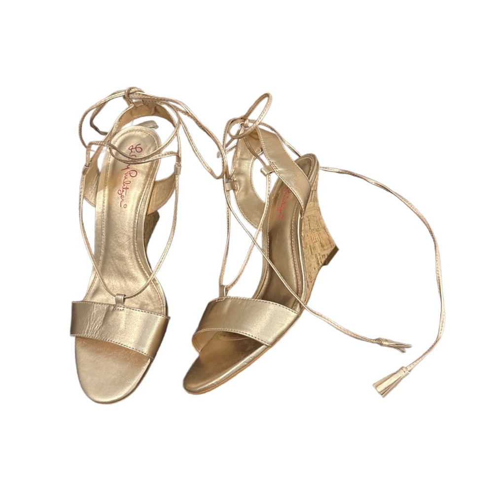 Lilly Pulitzer wedge, gold sandals size 8